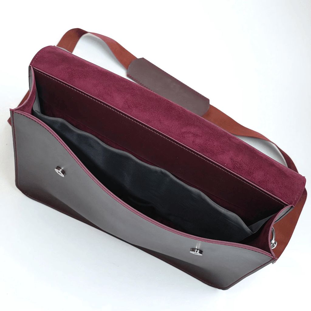 CLASSIC_LAPTOP_BAG_MAROON_3